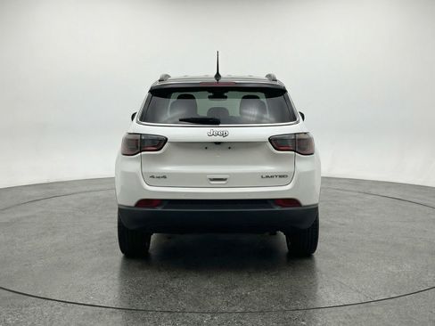 Used 2025 Jeep Compass Limited AWD/4WD image 7