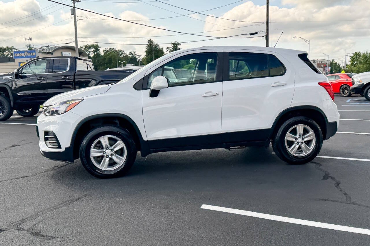 Used 2019 Chevrolet Trax LS AWD/4WD image 7