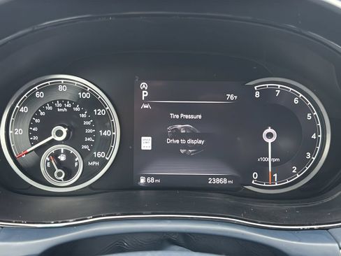 Used 2025 Genesis GV70 3.5T Sport w/ Sport Advanced Package AWD/4WD image 24