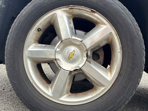 Used 2011 Chevrolet Tahoe LT AWD/4WD image 15