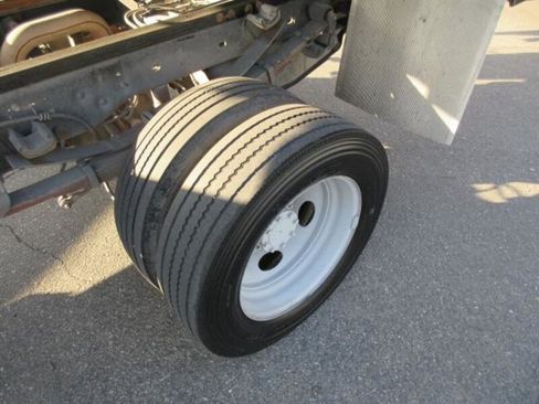 Used 2008 Ford F450 2WD Regular Cab Super Duty image 9
