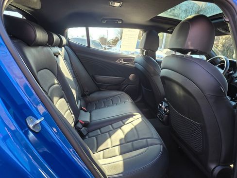 Used 2023 Kia Stinger GT2 image 31