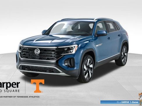 Used 2025 Volkswagen Atlas Cross Sport SEL AWD/4WD image 1