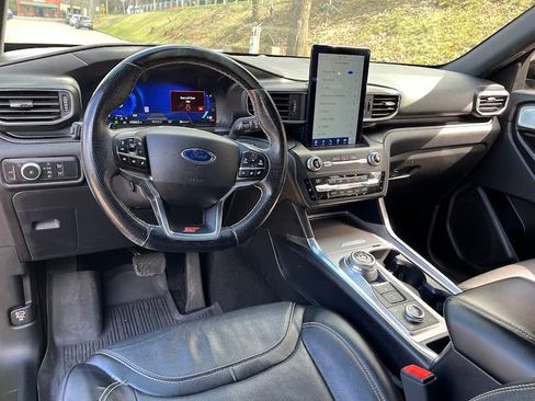 Used 2020 Ford Explorer ST w/ Premium Technology Package AWD/4WD image 9