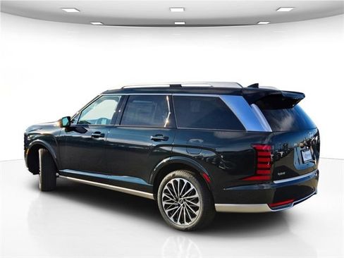 Used 2026 Hyundai Palisade Calligraphy FWD image 6
