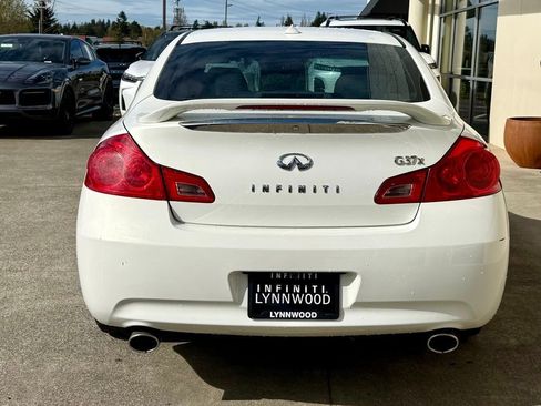 Used 2009 INFINITI G37 x image 4