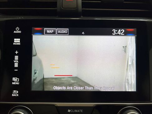 Used 2017 Honda Civic Touring image 18