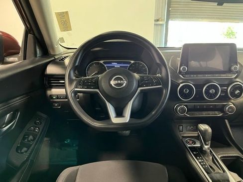 Used 2024 Nissan Sentra SV FWD image 21