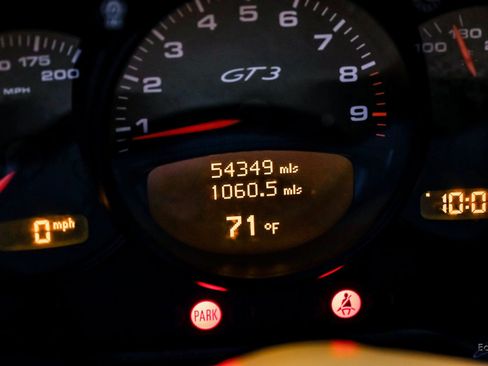 Used 2004 Porsche 911 GT3 RWD image 69