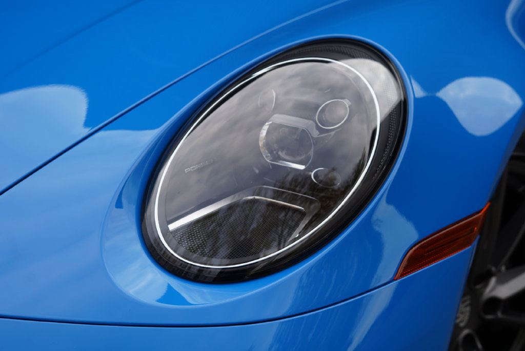 Certified 2024 Porsche 911 Carrera T RWD image 9