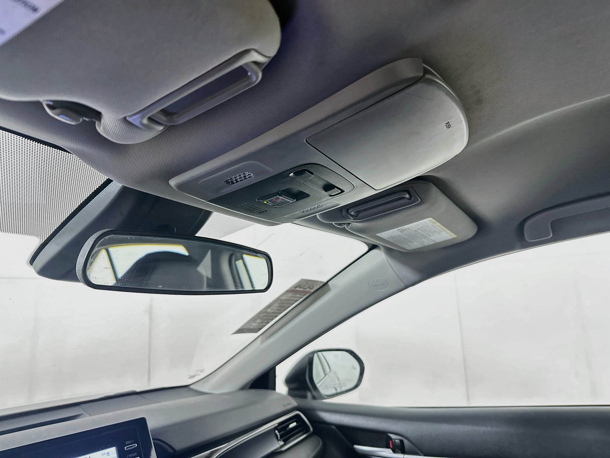 Used 2024 Toyota Camry SE FWD image 18