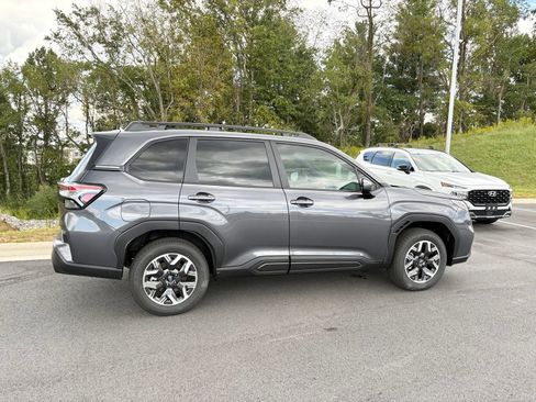 New 2026 Subaru Forester Premium AWD/4WD image 8