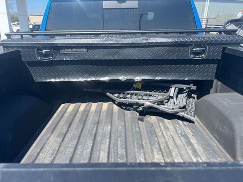 Used 2023 GMC Sierra 1500 AT4X image 10