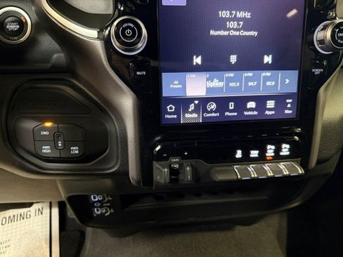 Certified 2025 RAM 2500 Big Horn AWD/4WD image 50