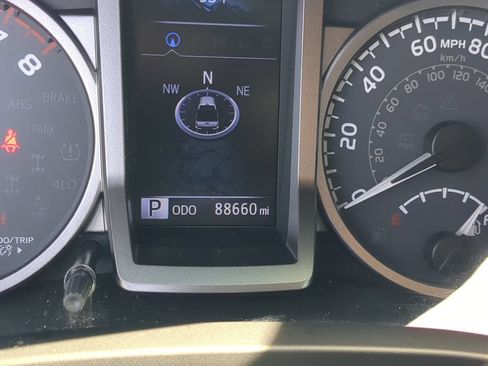 Used 2019 Toyota Tacoma Limited RWD image 34