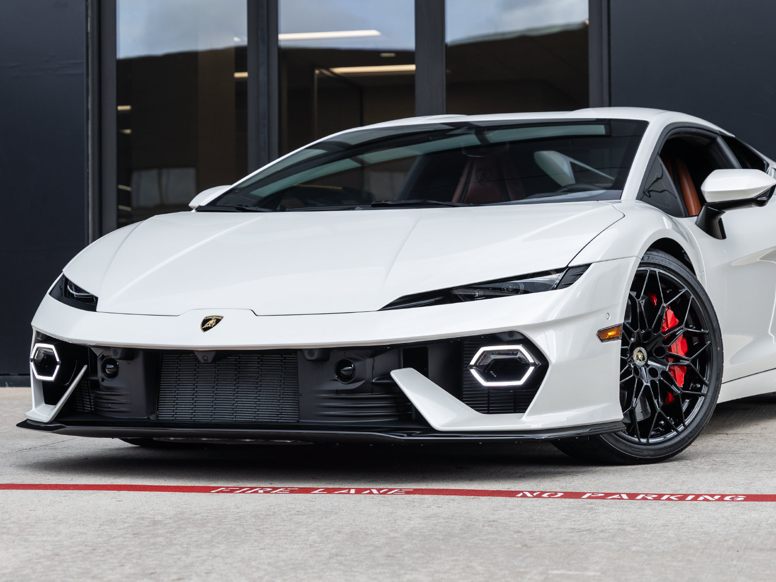 Used 2026 Lamborghini Temerario AWD/4WD image 3