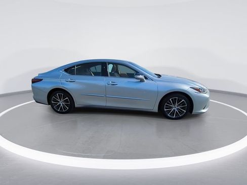 Used 2023 Lexus ES 350 w/ Premium Package FWD image 9