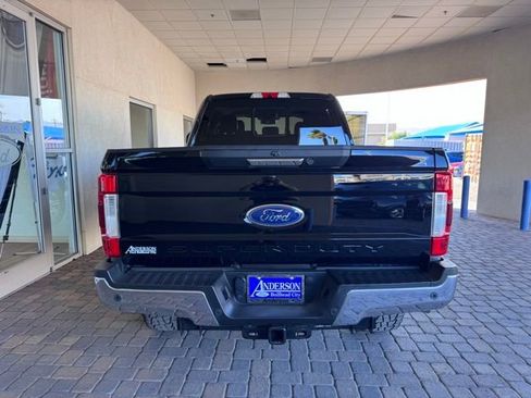 Used 2017 Ford F250 Lariat w/ Tow Technology Bundle image 4