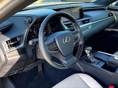 Used 2019 Lexus ES 350 image 17
