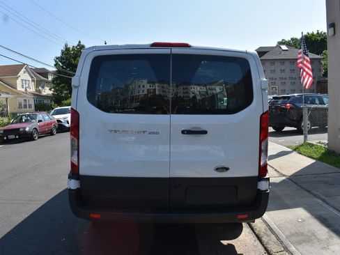 Used 2025 Ford Transit 250 Low Roof w/ Exterior Upgrade Package RWD image 5