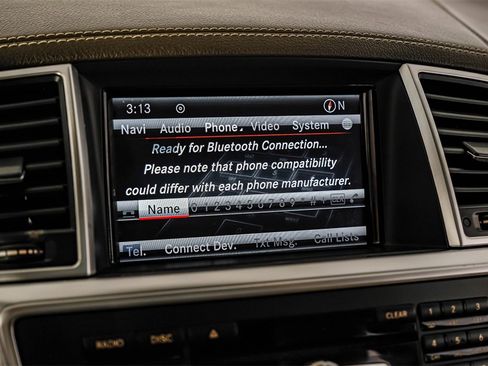 Used 2015 Mercedes-Benz GL 320 BlueTEC 4MATIC image 32