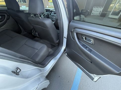 Used 2018 Ford Taurus Police Interceptor FWD image 14