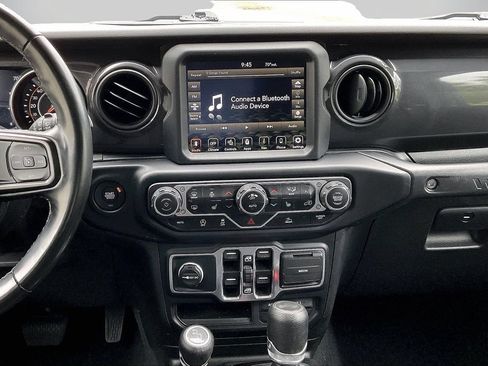 Used 2022 Jeep Wrangler Unlimited Sport AWD/4WD image 13