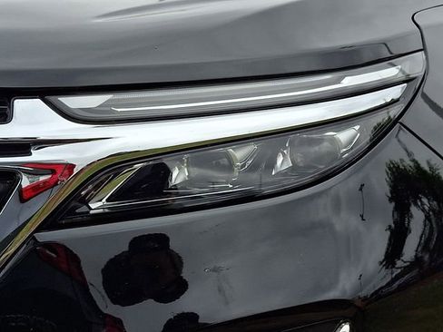 Used 2023 Chevrolet Equinox Premier FWD image 10