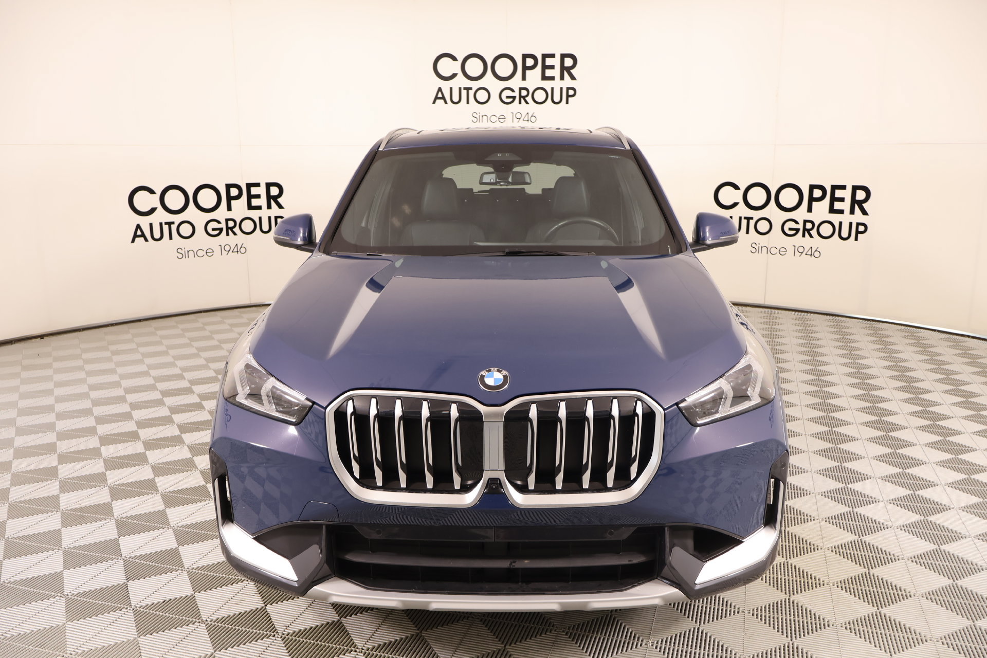 Used 2026 BMW X1 xDrive28i AWD/4WD image 9