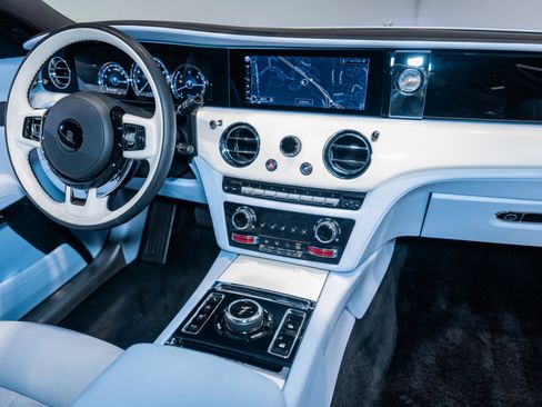 Used 2023 Rolls-Royce Ghost image 33