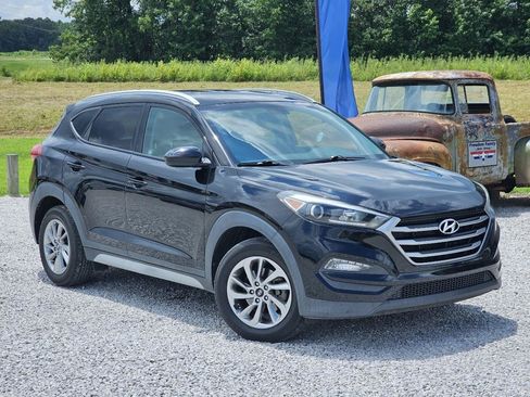 Used 2018 Hyundai Tucson SEL FWD image 2