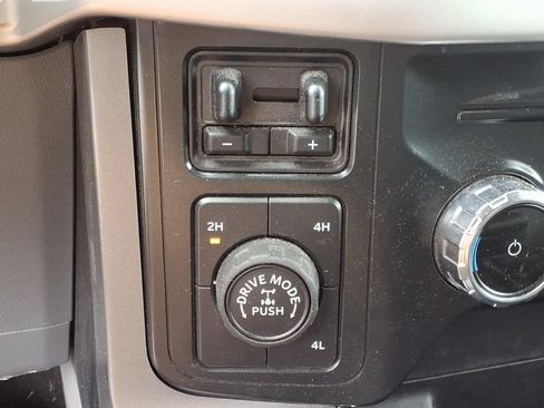 Used 2022 Ford F150 XLT w/ Equipment Group 302A High AWD/4WD image 19