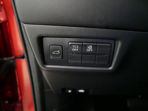 Used 2019 MAZDA CX-5 Touring image 25