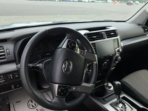 Used 2024 Toyota 4Runner SR5 AWD/4WD image 8