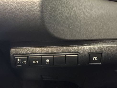 New 2026 Toyota Corolla SE FWD image 32