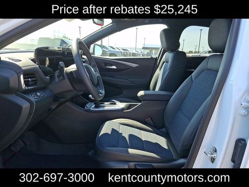 New 2026 Buick Envista Preferred image 12