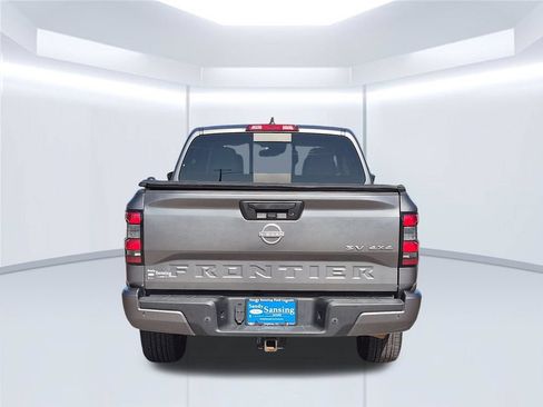 Used 2023 Nissan Frontier SV w/ SV Convenience Package AWD/4WD image 5