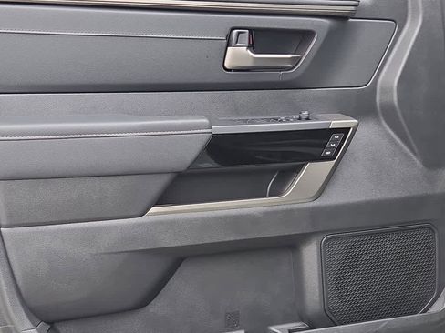 New 2026 Toyota Tundra Limited AWD/4WD image 10