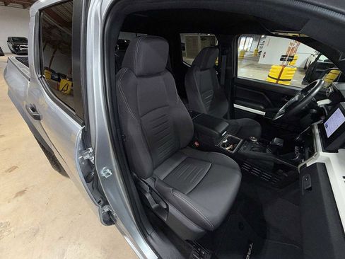 Used 2024 Toyota Tacoma TRD Off-Road image 16