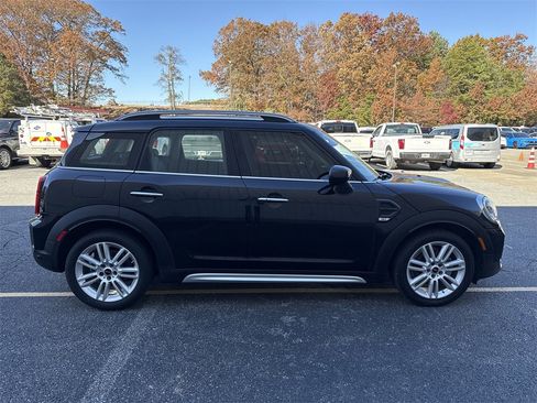 Used 2022 MINI Cooper Countryman image 8