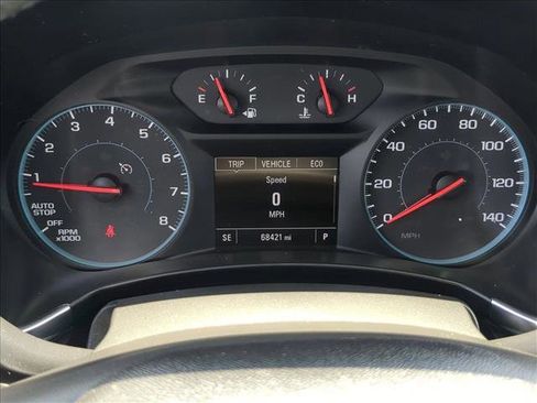 Used 2018 Chevrolet Equinox LT FWD image 11