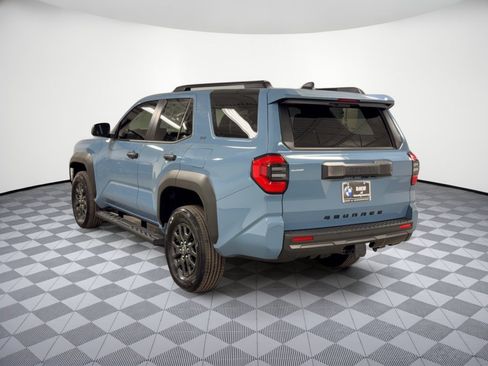 Used 2026 Toyota 4Runner SR5 RWD image 3