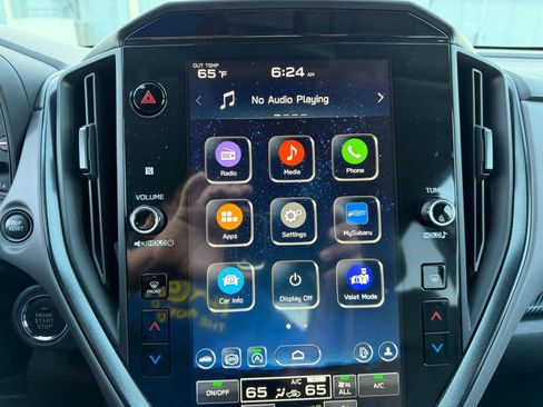 Used 2024 Subaru Crosstrek 2.5i Limited image 10