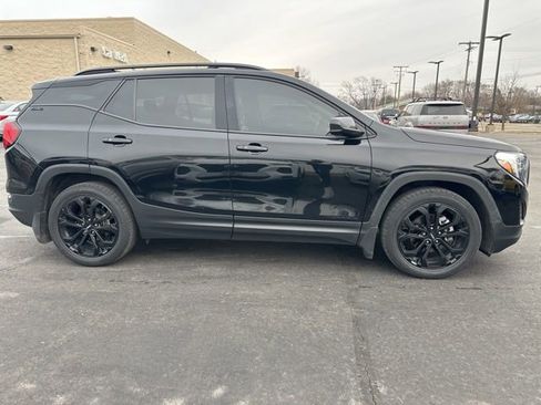 Used 2020 GMC Terrain SLE w/ Driver Convenience Package image 5