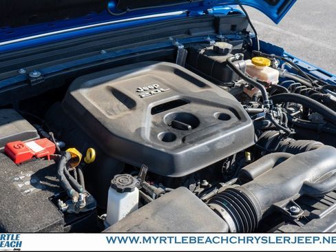 Certified 2022 Jeep Wrangler Unlimited Sahara w/ Cold Weather Group image 32