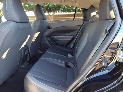 Certified 2025 Subaru Crosstrek 2.0i Premium image 27