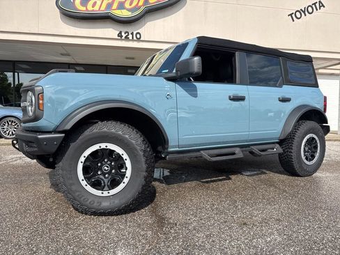 Used 2023 Ford Bronco Black Diamond w/ Sasquatch Package AWD/4WD image 17