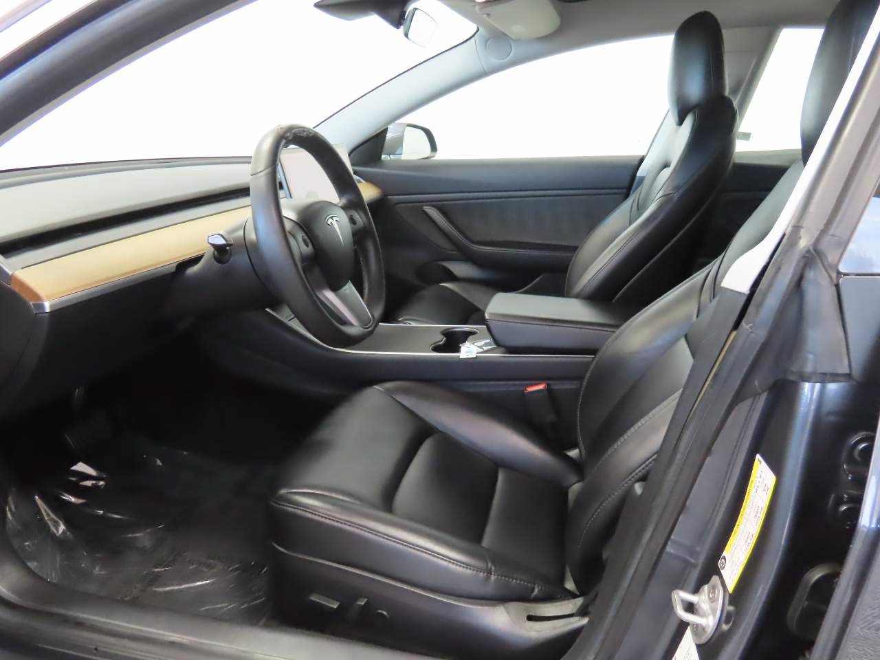 Used 2019 Tesla Model 3 Standard Range RWD image 14