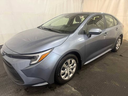 Certified 2024 Toyota Corolla LE image 6