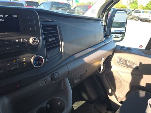 Used 2025 Ford Transit 250 Low Roof w/ Exterior Upgrade Package RWD image 12